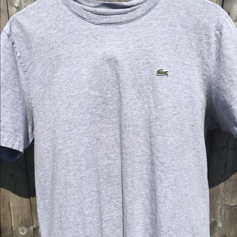 Lacoste grey t-shirt
